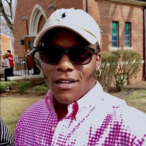 Meet your Posher, Dontez